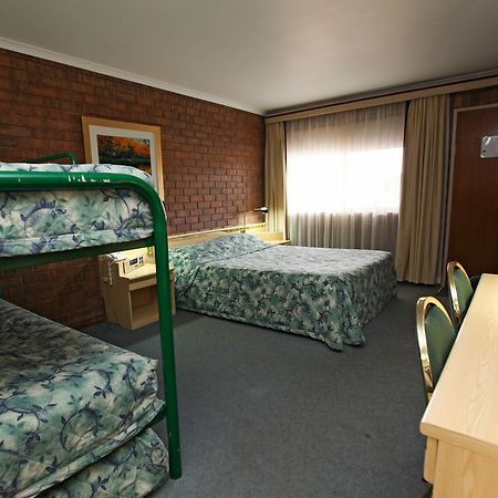 Countryman Motor Inn Dubbo Exterior photo