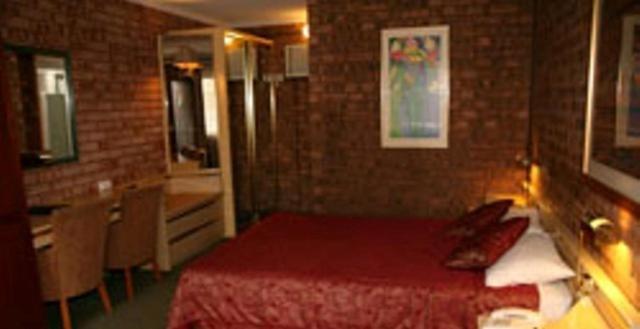 Countryman Motor Inn Dubbo Room photo